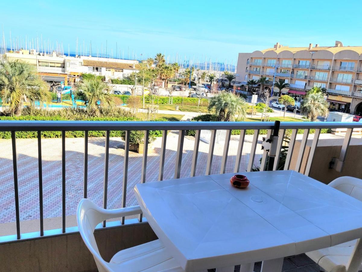 Studio Port D' Hyeres Vue Mer Et Sur Les Iles D'Or Apartment ภายนอก รูปภาพ